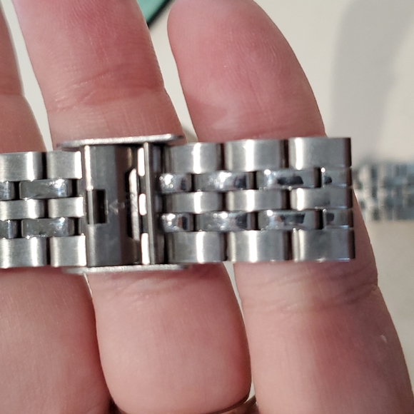 Nixon Watch - Picture 3 of 6